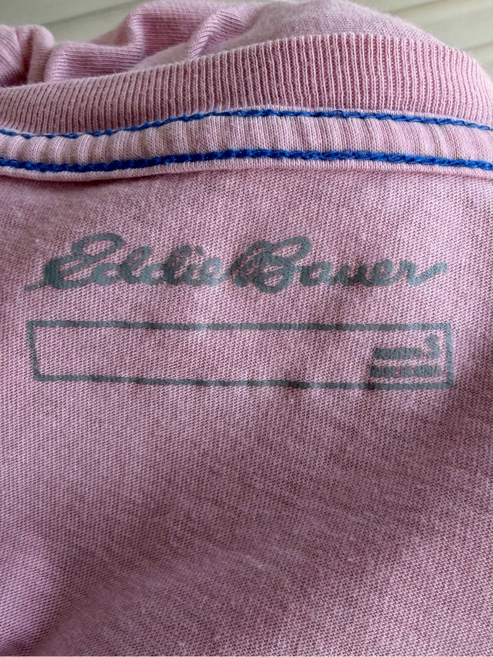 •Eddie Bauer• Ladies Pink Mountain Graphic Short Sleeve T-Shirt - Size Small - Picture 2 of 7